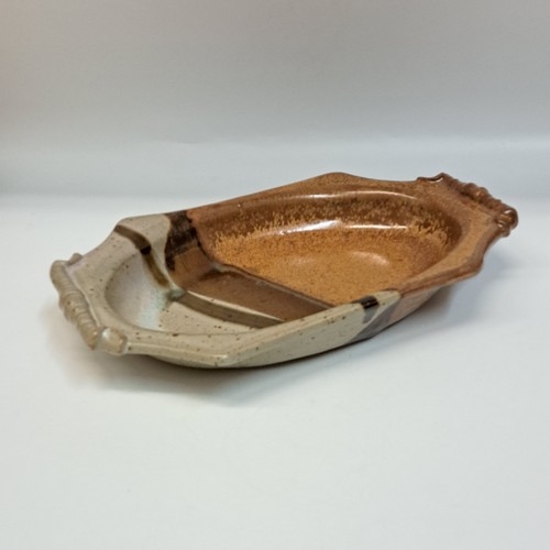 #230106 Platter 11x6x1.5 $18 at Hunter Wolff Gallery